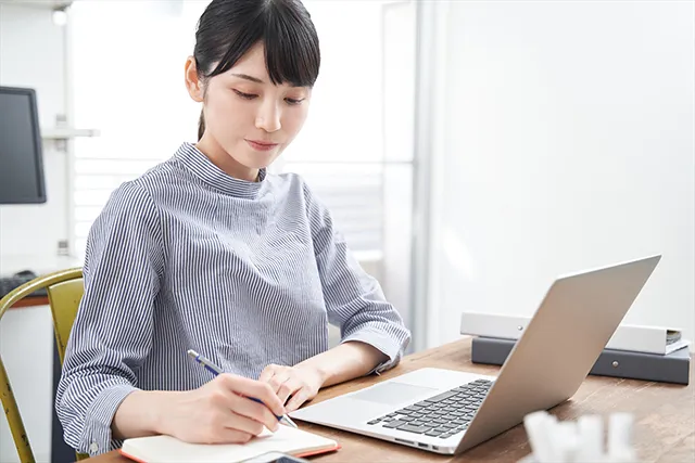 翻訳　通訳　ゴーウェル　クメール語